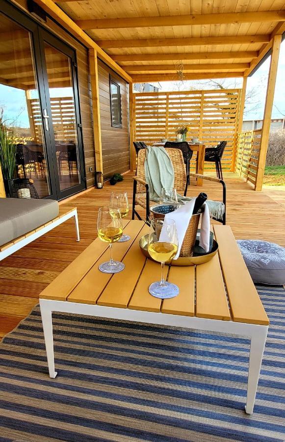 Mobilehome Elena Premium With Pool, Istria Banjole Bagian luar foto