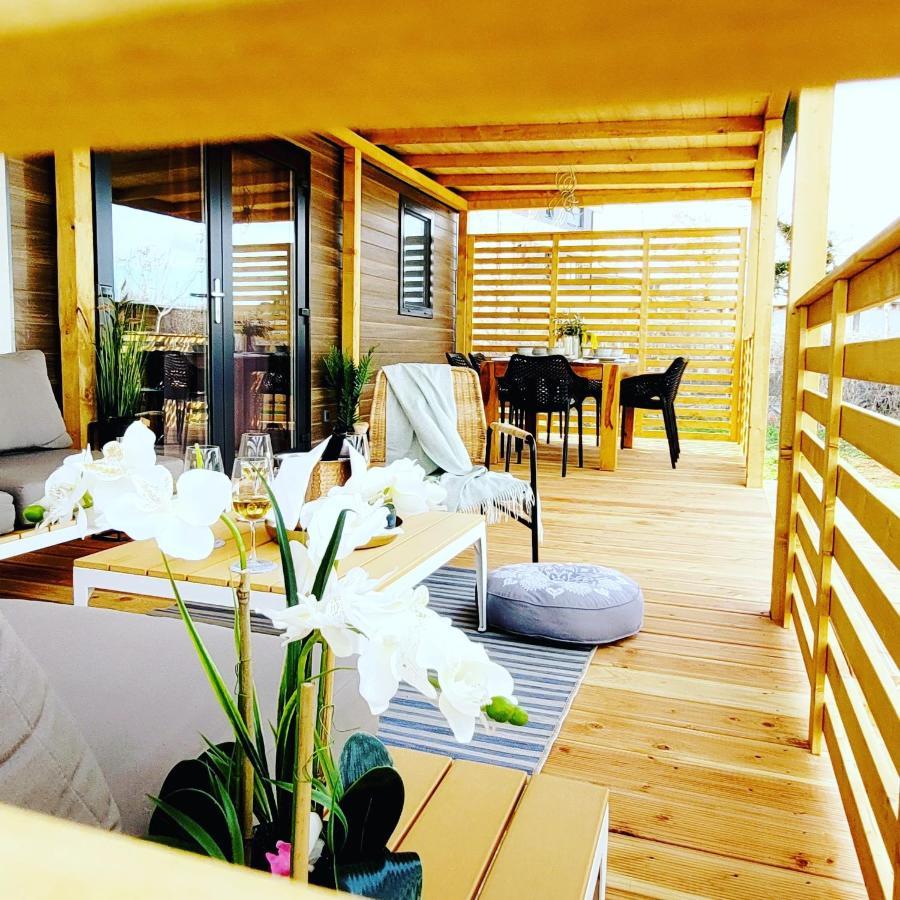 Mobilehome Elena Premium With Pool, Istria Banjole Bagian luar foto