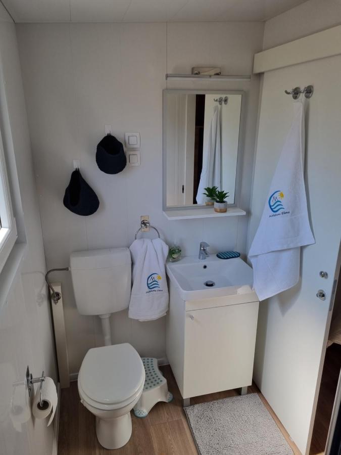 Mobilehome Elena Premium With Pool, Istria Banjole Bagian luar foto