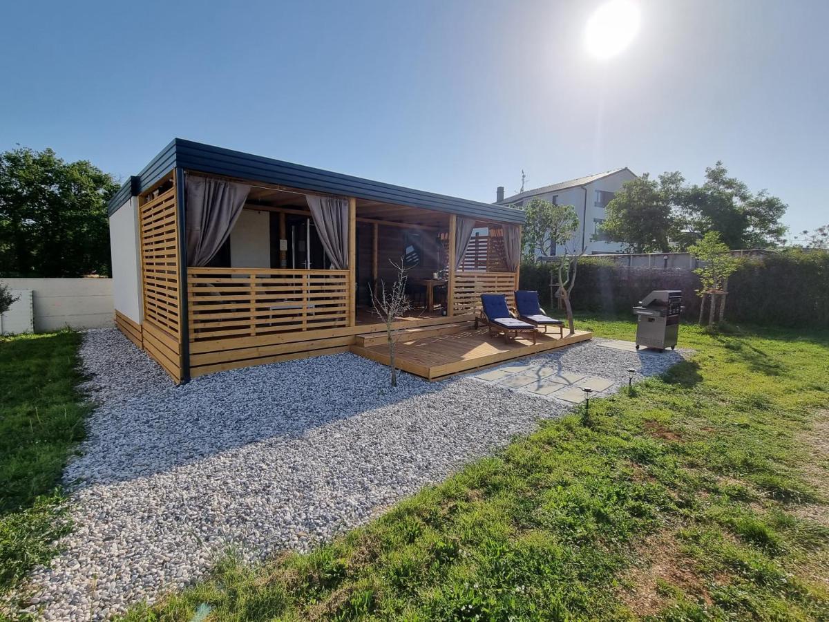 Mobilehome Elena Premium With Pool, Istria Banjole Bagian luar foto