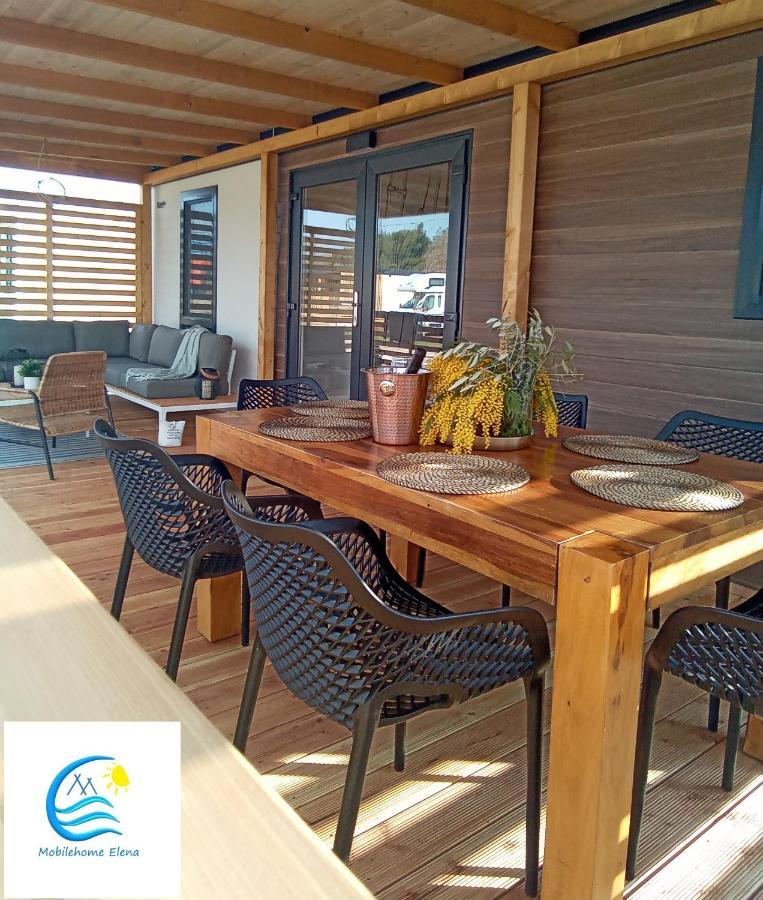 Mobilehome Elena Premium With Pool, Istria Banjole Bagian luar foto