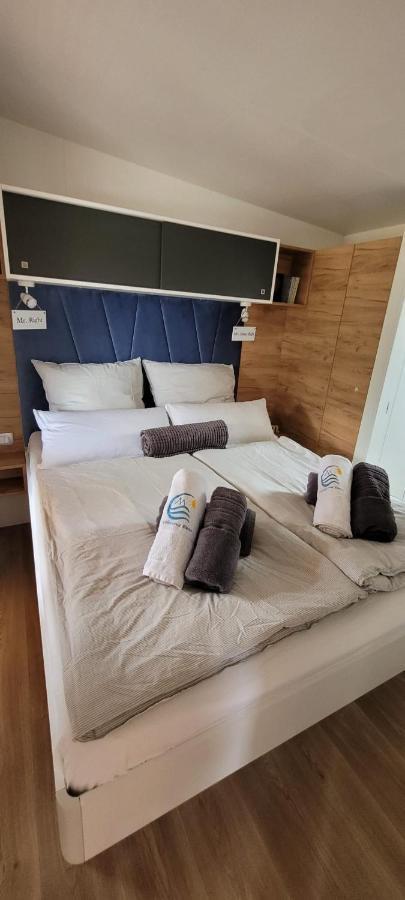 Mobilehome Elena Premium With Pool, Istria Banjole Bagian luar foto