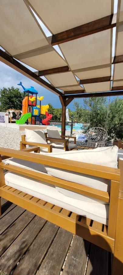 Mobilehome Elena Premium With Pool, Istria Banjole Bagian luar foto