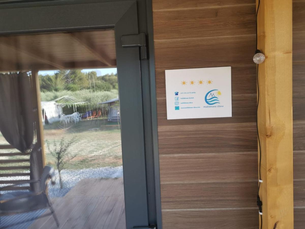 Mobilehome Elena Premium With Pool, Istria Banjole Bagian luar foto
